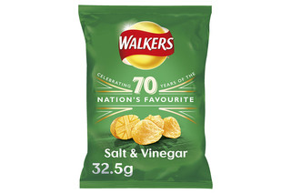 Walkers Salt & Vinegar Crisps 32.5g