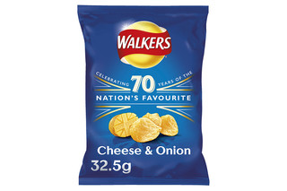 Walkers Cheese & Onion Crisps 32.5g